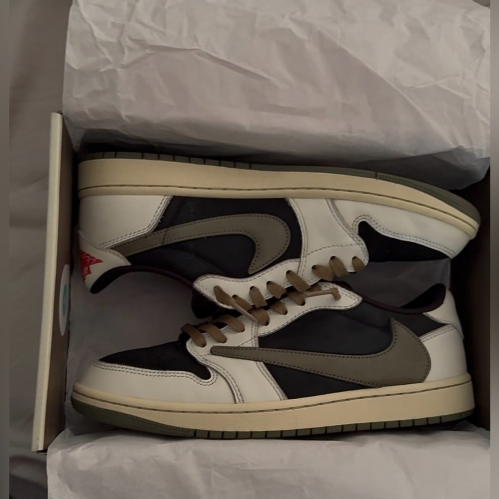 Nike Travis Scott Low Olive Green